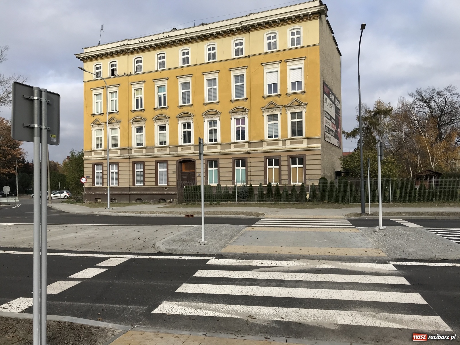 Zdjęcie w galerii na portalu naszraciborz.pl: Wyjaśnienia Zarządu Dróg Wojewódzkich w sprawie przejścia na Bosackiej wiadomości z regionu