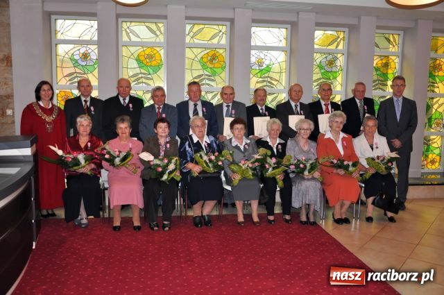 Zdjęcie w galerii na portalu naszraciborz.pl: Czasami pada deszcz... tak jak dziś wiadomości z regionu