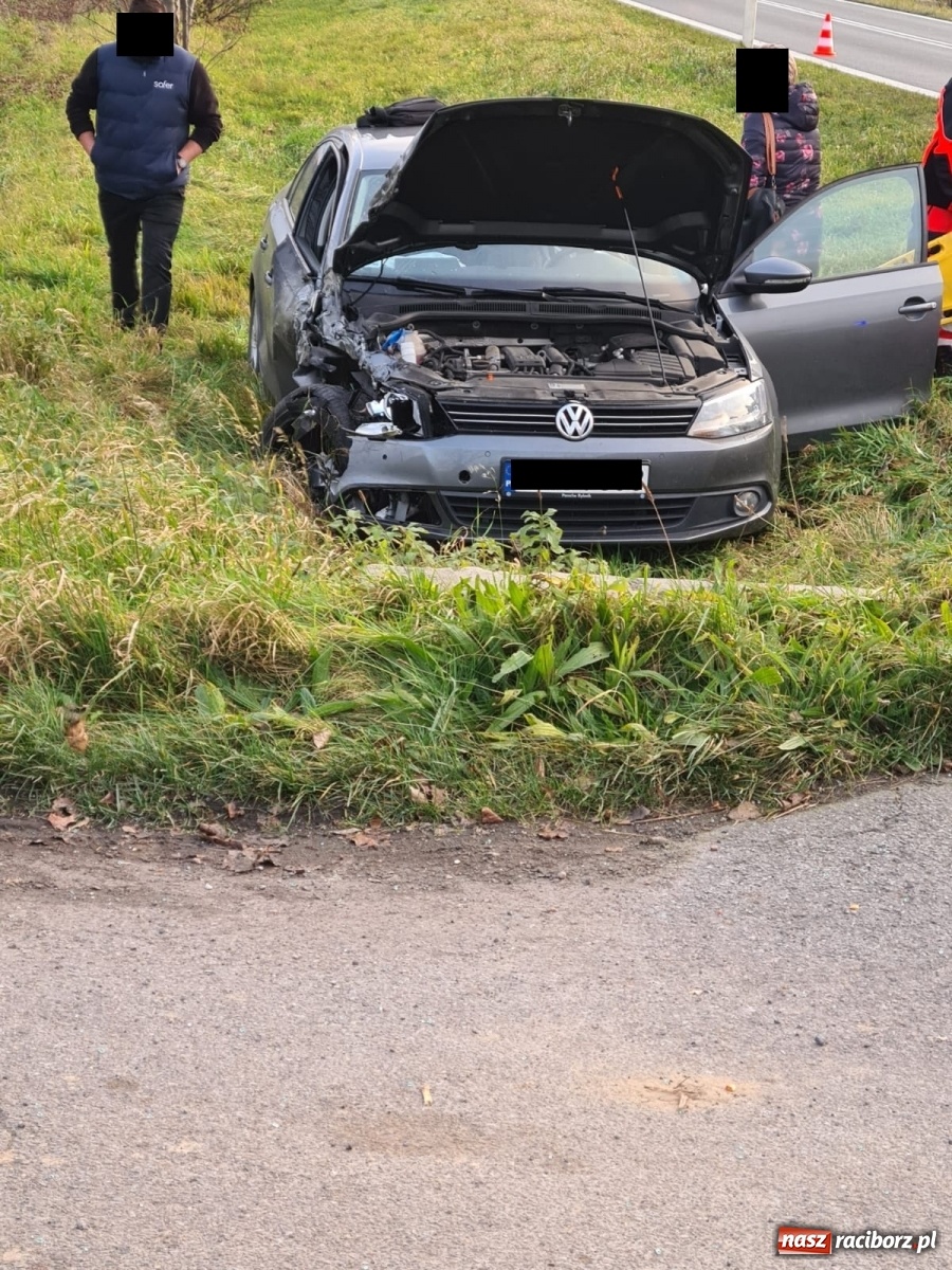 Zdjęcie w galerii na portalu naszraciborz.pl: Zaśnięcie za kierownicą przyczyną zdarzenia w Tworkowie wiadomości z regionu