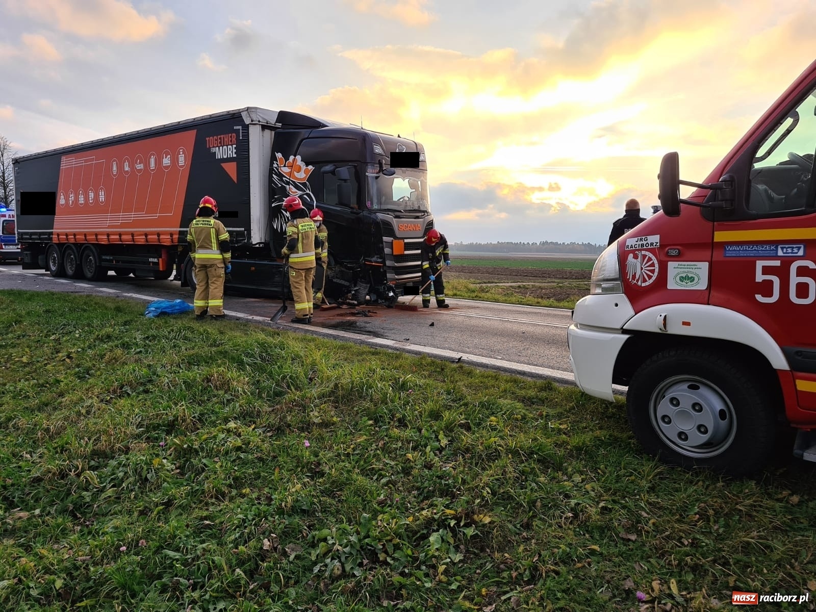 Zdjęcie w galerii na portalu naszraciborz.pl: Zaśnięcie za kierownicą przyczyną zdarzenia w Tworkowie wiadomości z regionu