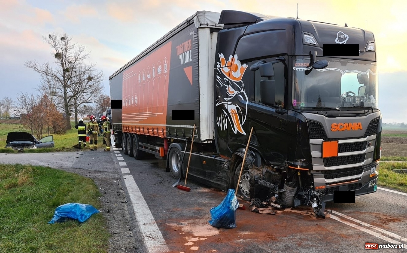 Zdjęcie w galerii na portalu naszraciborz.pl: Zaśnięcie za kierownicą przyczyną zdarzenia w Tworkowie wiadomości z regionu