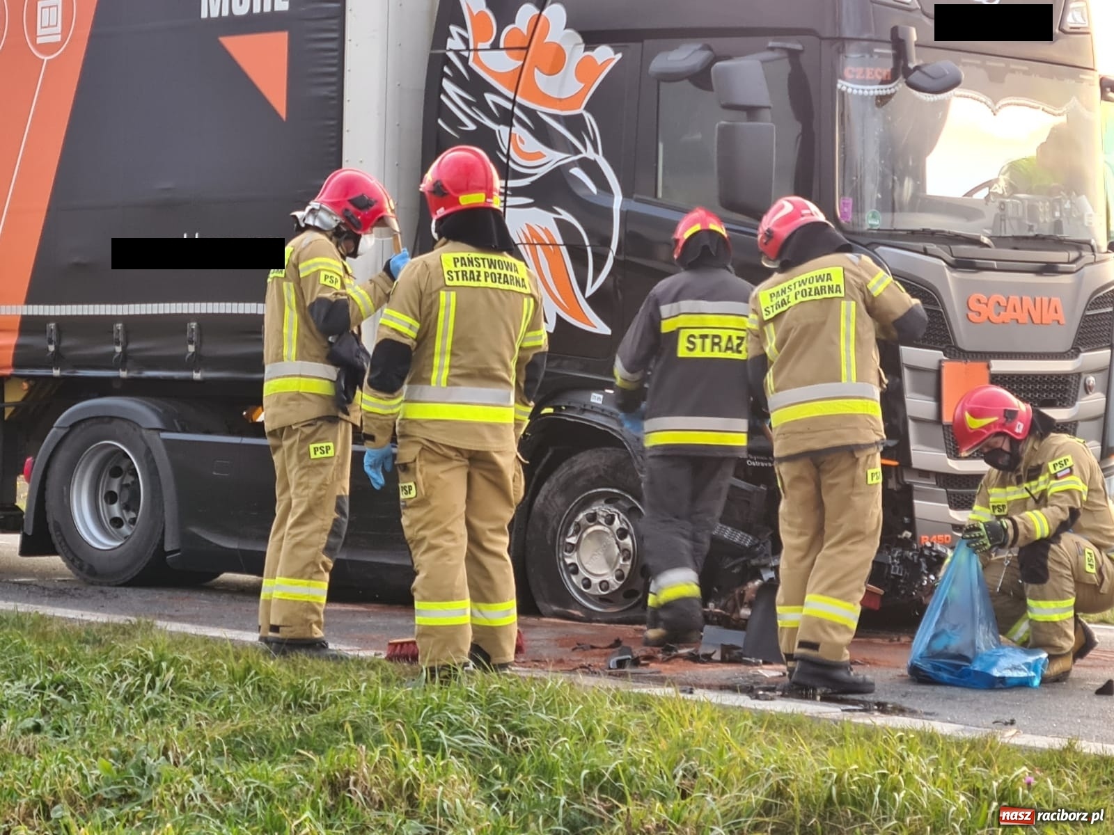 Zdjęcie w galerii na portalu naszraciborz.pl: Zaśnięcie za kierownicą przyczyną zdarzenia w Tworkowie wiadomości z regionu