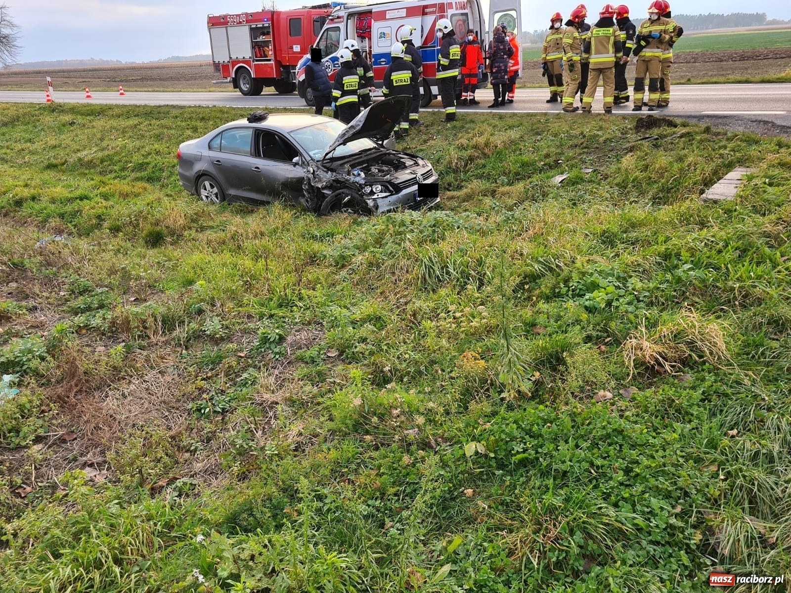 Zdjęcie w galerii na portalu naszraciborz.pl: Zaśnięcie za kierownicą przyczyną zdarzenia w Tworkowie wiadomości z regionu