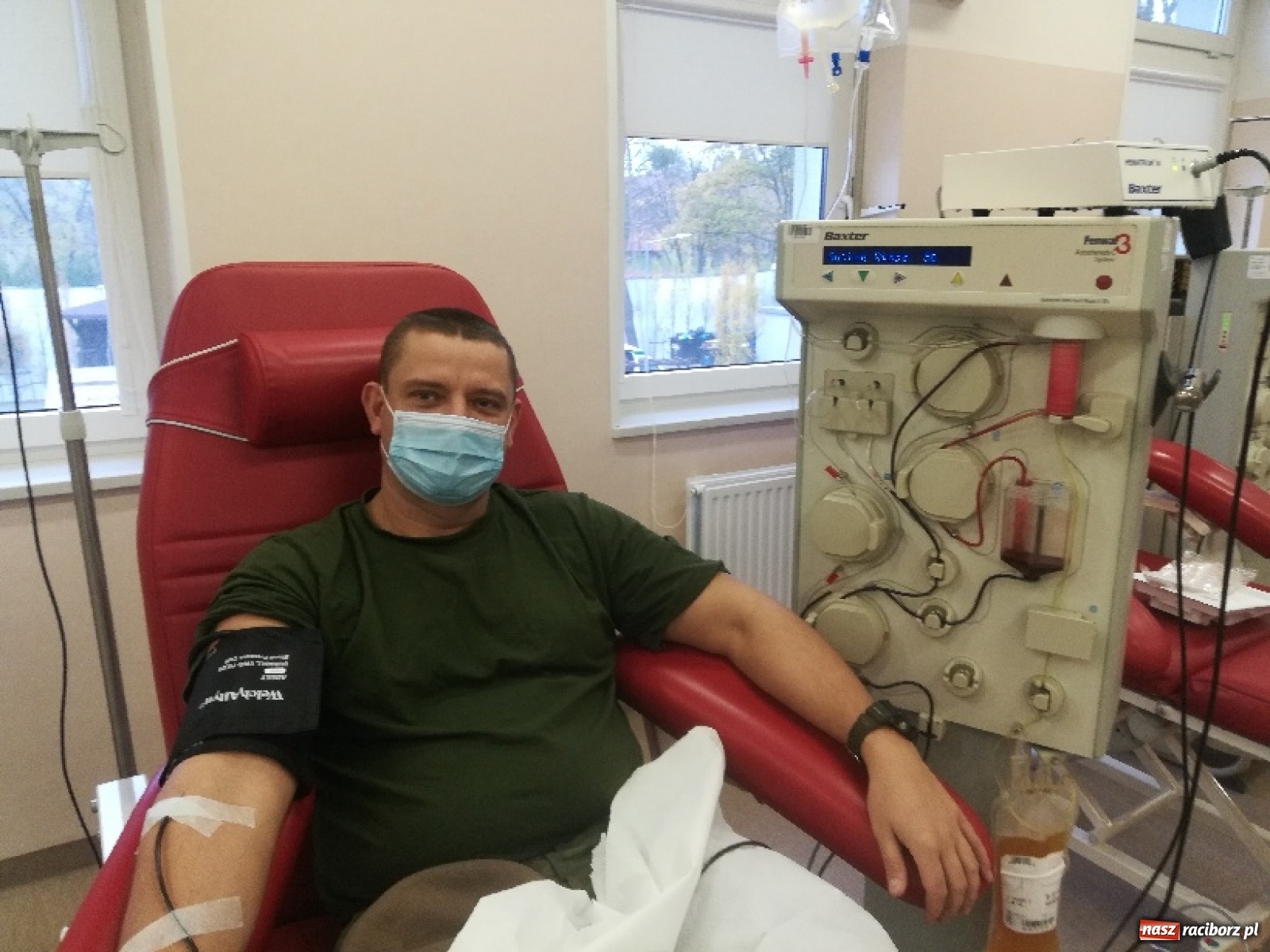 Zdjęcie w galerii na portalu naszraciborz.pl: Śląscy ozdrowieńcy z 13 ŚBOT oddają osocze. Także w Raciborzu wiadomości z regionu