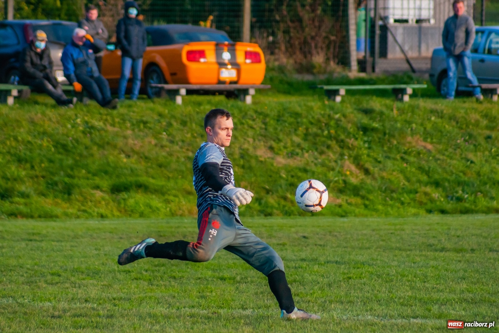 Zdjęcie w galerii na portalu naszraciborz.pl: Wystarczyło kilka minut. Szola katem Brzezia [FOTO i WIDEO] wiadomości z regionu
