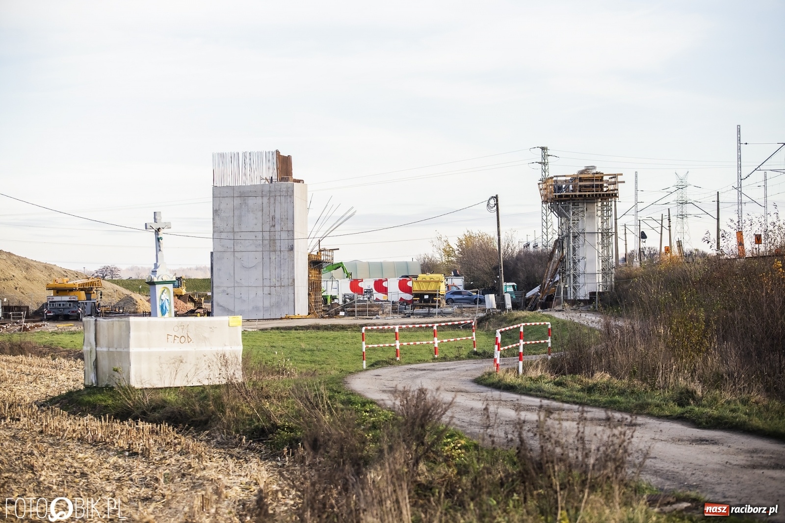 Zdjęcie w galerii na portalu naszraciborz.pl: Nowy most w Raciborzu gotowy. Betonowanie ósmego przęsła zakończone! wiadomości z regionu