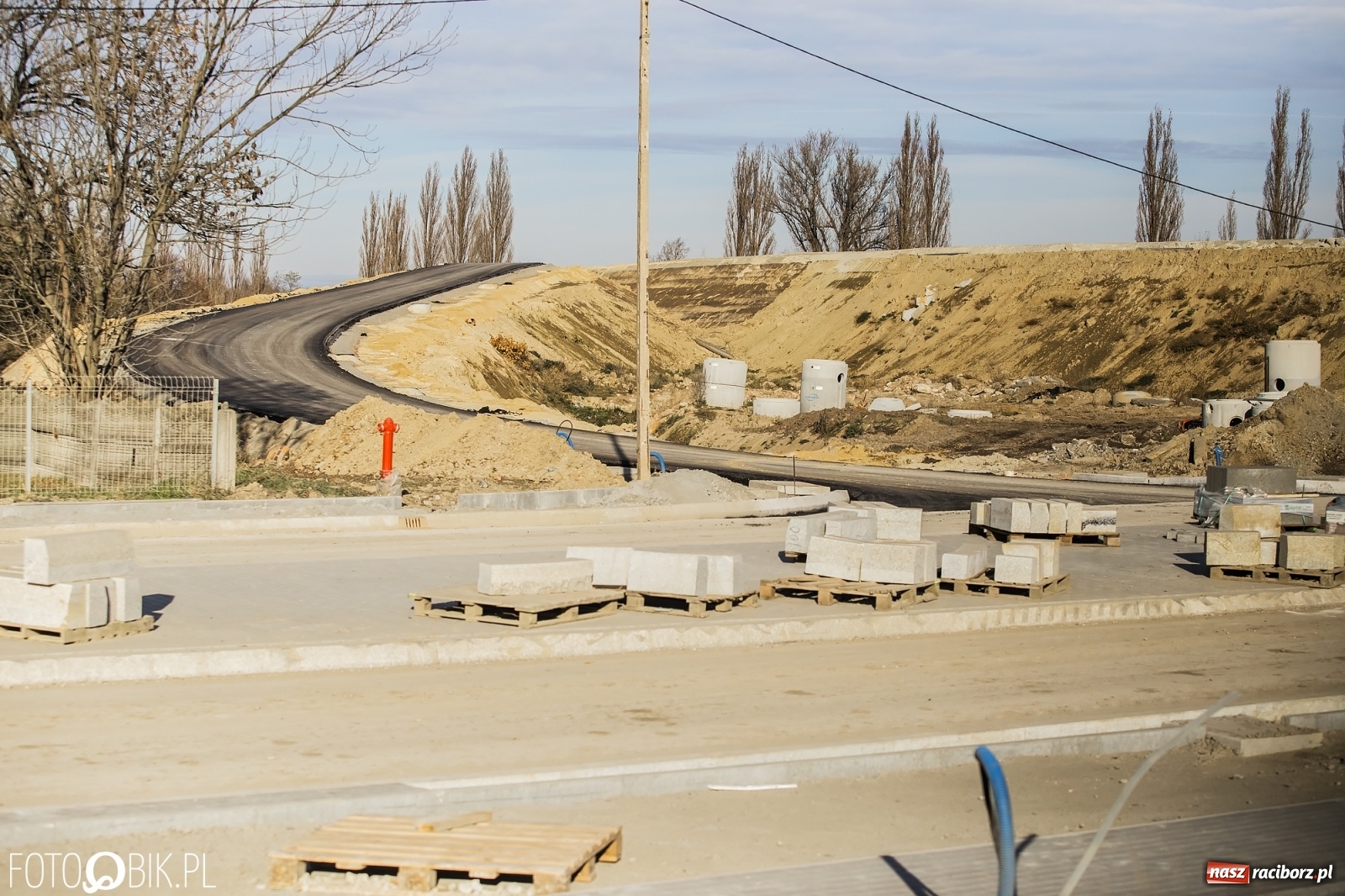 Zdjęcie w galerii na portalu naszraciborz.pl: Nowy most w Raciborzu gotowy. Betonowanie ósmego przęsła zakończone! wiadomości z regionu