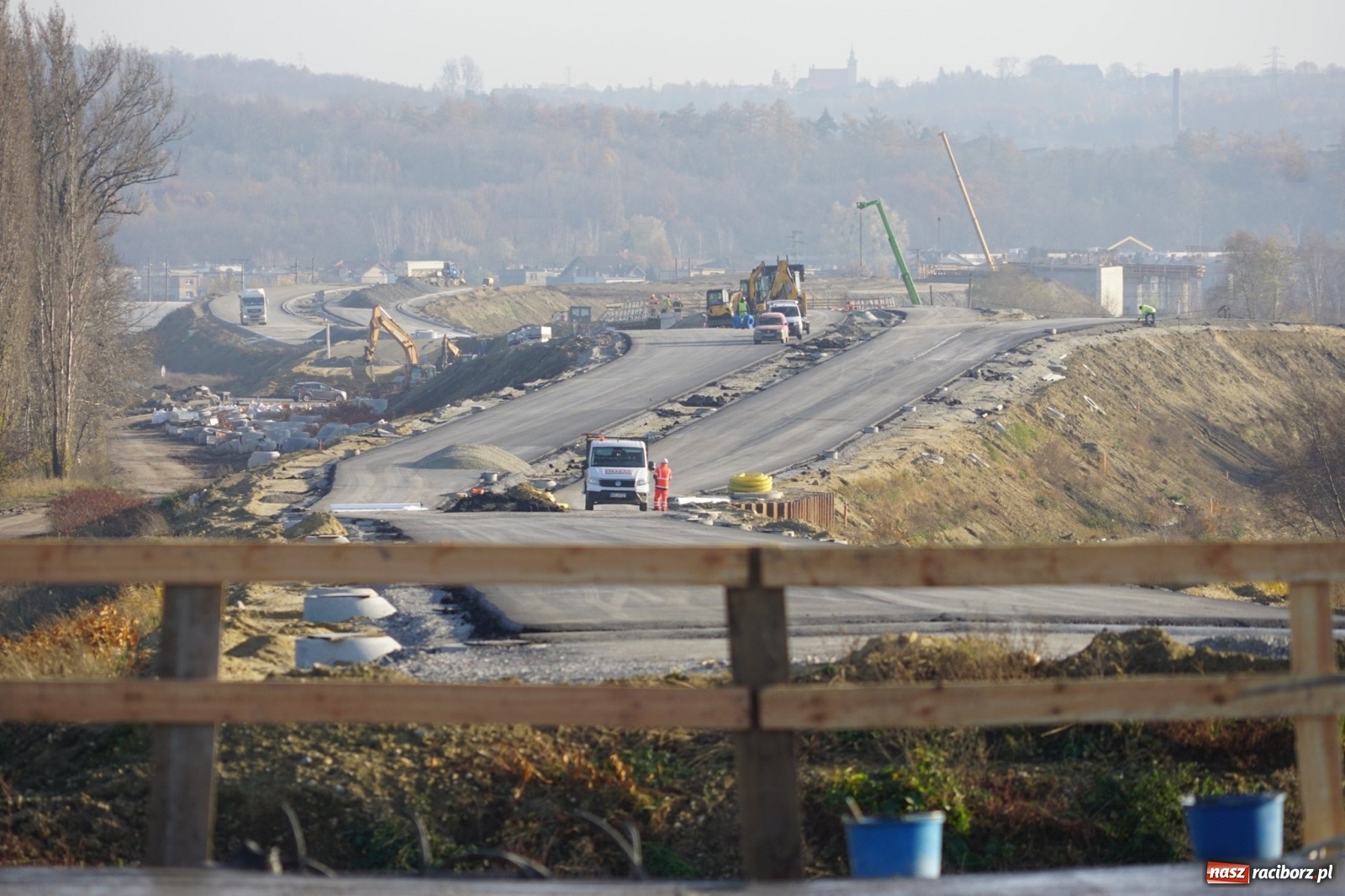 Zdjęcie w galerii na portalu naszraciborz.pl: Nowy most w Raciborzu gotowy. Betonowanie ósmego przęsła zakończone! wiadomości z regionu