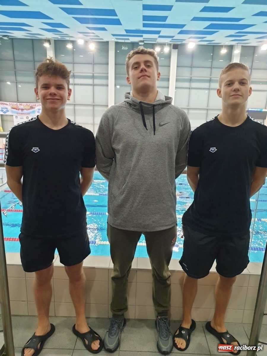Zdjęcie w galerii na portalu naszraciborz.pl: Pływacy w natarciu. 50 medali na Śląsku  wiadomości z regionu