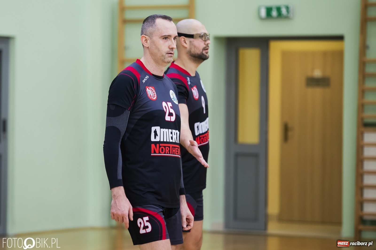 Zdjęcie w galerii na portalu naszraciborz.pl: Zacięta siatkarska rywalizacja w RLPS [FOTO] wiadomości z regionu