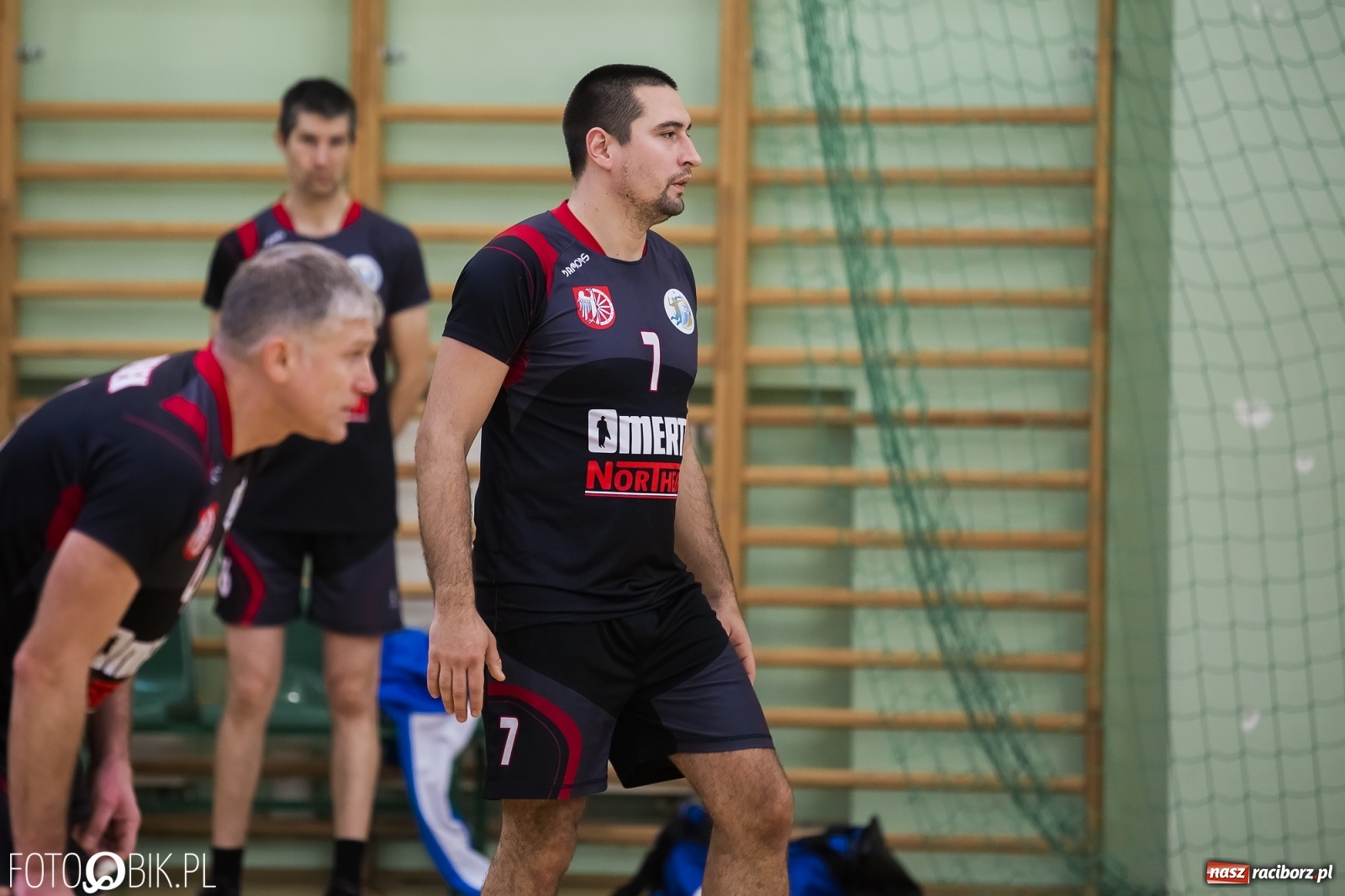 Zdjęcie w galerii na portalu naszraciborz.pl: Zacięta siatkarska rywalizacja w RLPS [FOTO] wiadomości z regionu