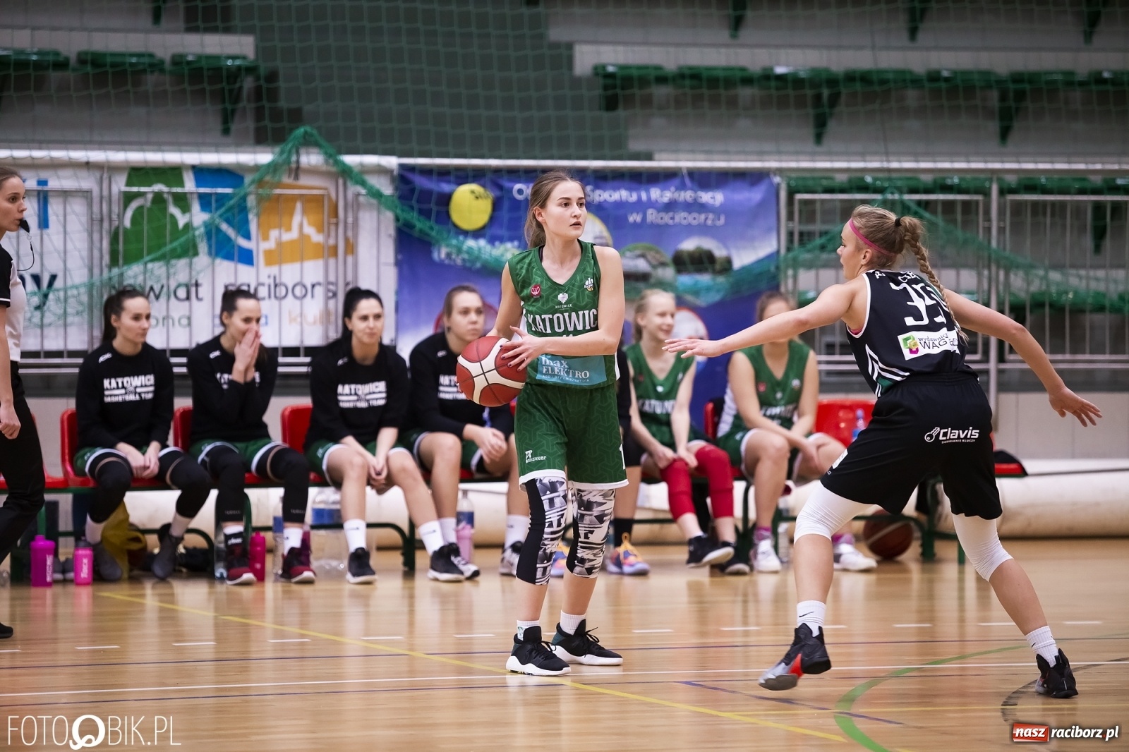 Zdjęcie w galerii na portalu naszraciborz.pl: Kolejna porażka koszykarek RKK AZS Racibórz [FOTO] wiadomości z regionu