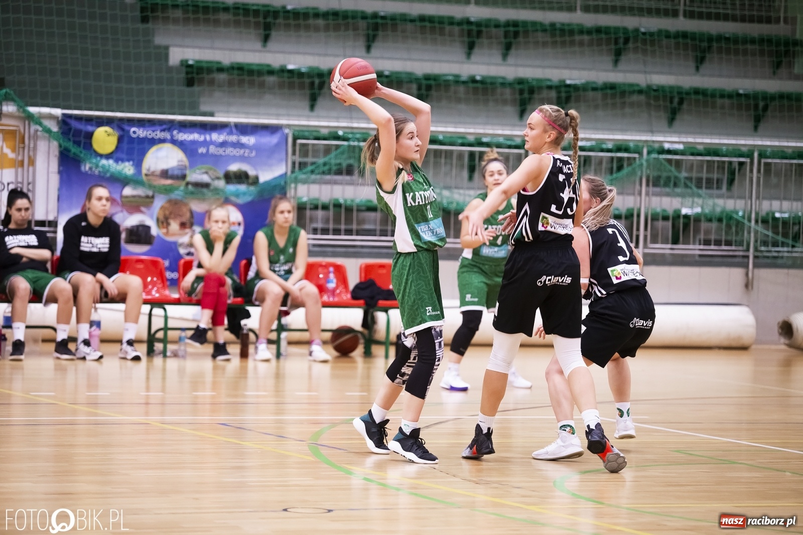 Zdjęcie w galerii na portalu naszraciborz.pl: Kolejna porażka koszykarek RKK AZS Racibórz [FOTO] wiadomości z regionu