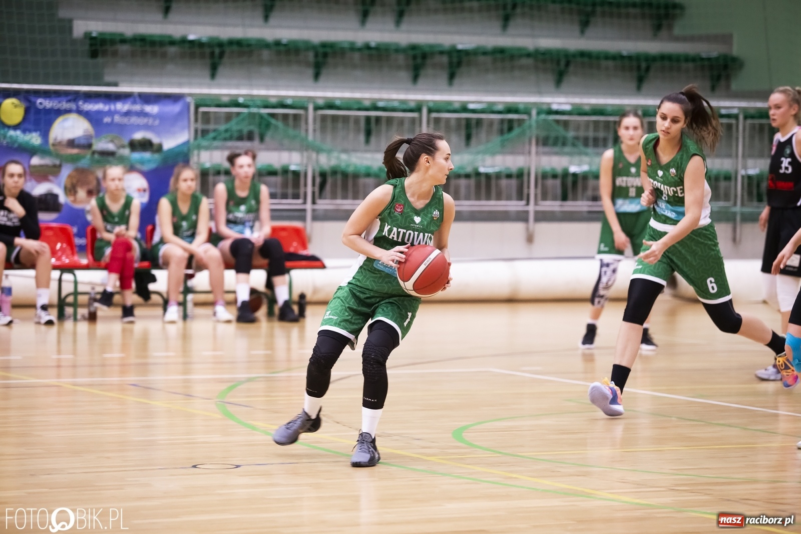 Zdjęcie w galerii na portalu naszraciborz.pl: Kolejna porażka koszykarek RKK AZS Racibórz [FOTO] wiadomości z regionu