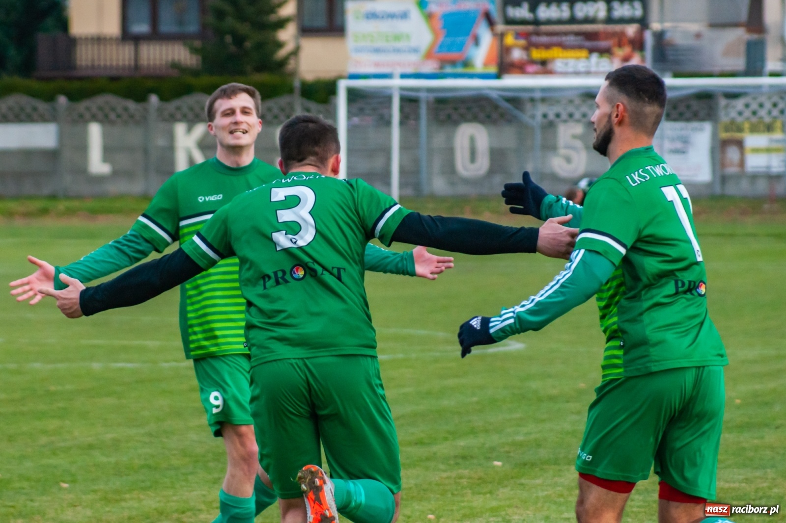 Zdjęcie w galerii na portalu naszraciborz.pl: Komplet punktów dla Tworkowa. Podziękowanie dla sędziego [FOTO] wiadomości z regionu