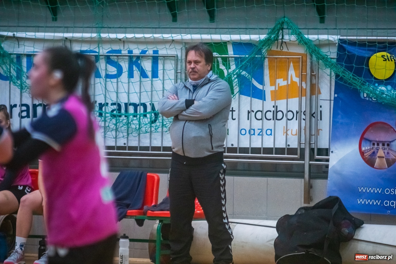 Zdjęcie w galerii na portalu naszraciborz.pl: Piłka ręczna. Dreszczowiec w Arenie Rafako [FOTO i WIDEO] wiadomości z regionu