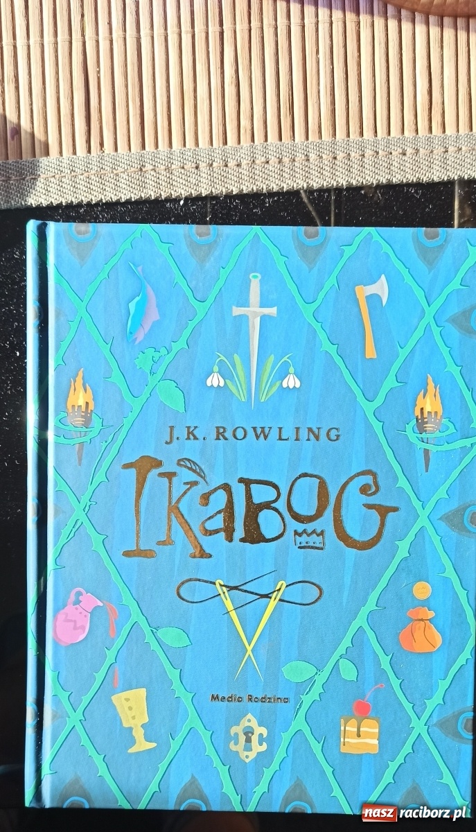 Zdjęcie w galerii na portalu naszraciborz.pl: Mieszkanka Kornowaca autorką ilustracji do książki J.K Rowling wiadomości z regionu