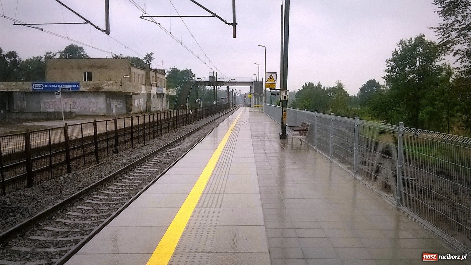 Zdjęcie w galerii na portalu naszraciborz.pl: Kuźnia Raciborska walczy o przedłużenie peronów i bocznicę  wiadomości z regionu