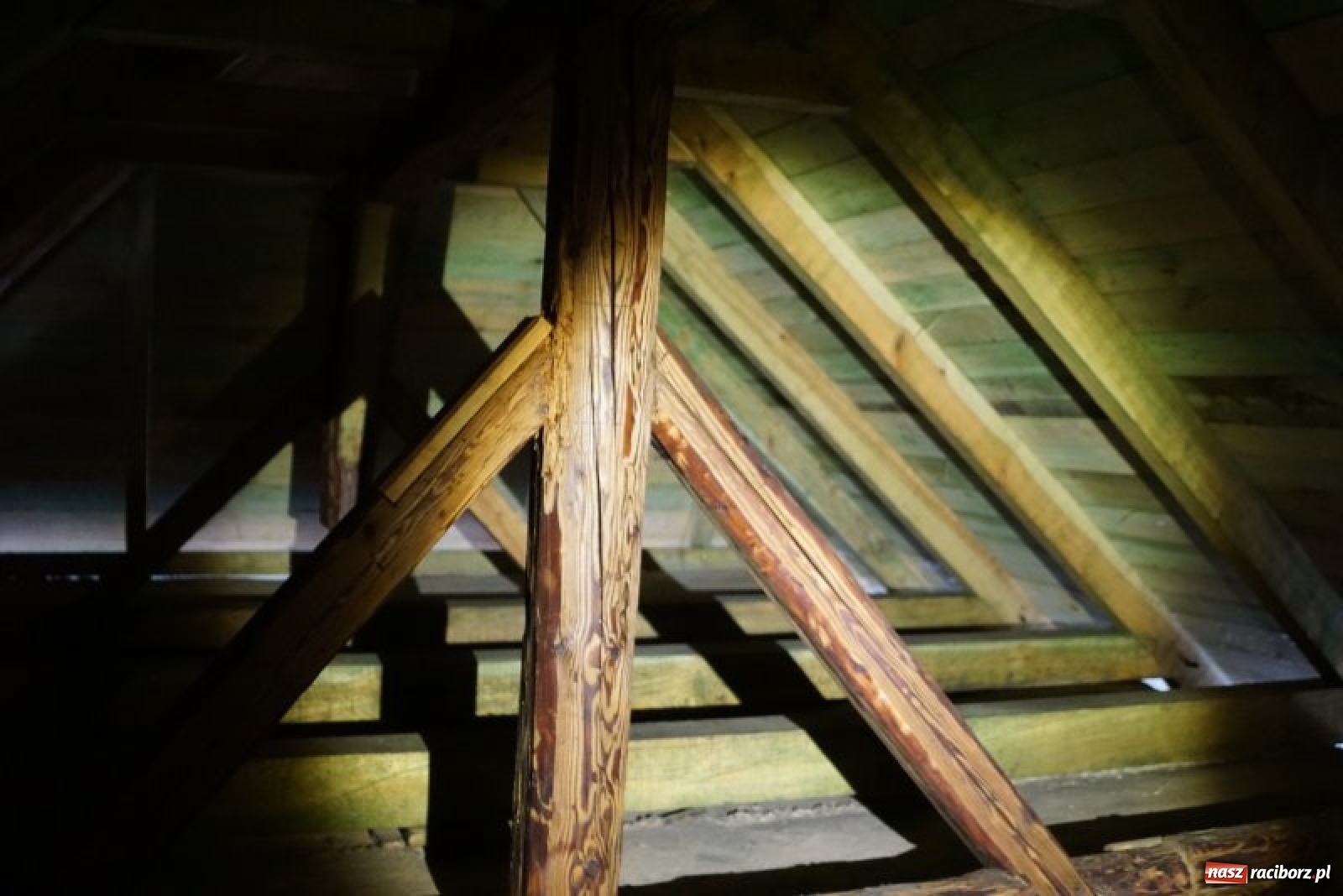 Zdjęcie w galerii na portalu naszraciborz.pl: Spichlerz w Sudole. Zakończył się pierwszy etap prac remontowych  wiadomości z regionu