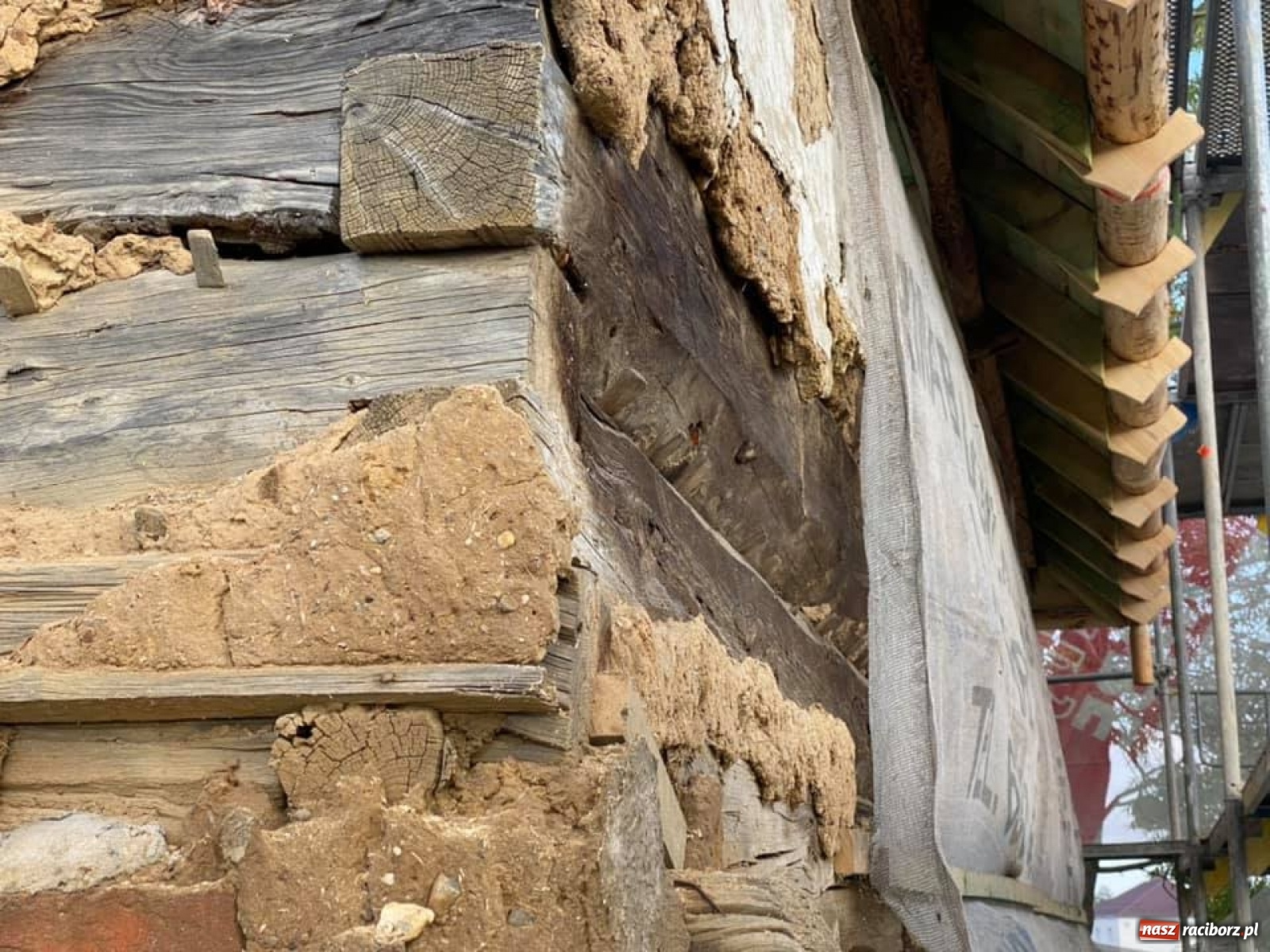 Zdjęcie w galerii na portalu naszraciborz.pl: Spichlerz w Sudole. Zakończył się pierwszy etap prac remontowych  wiadomości z regionu