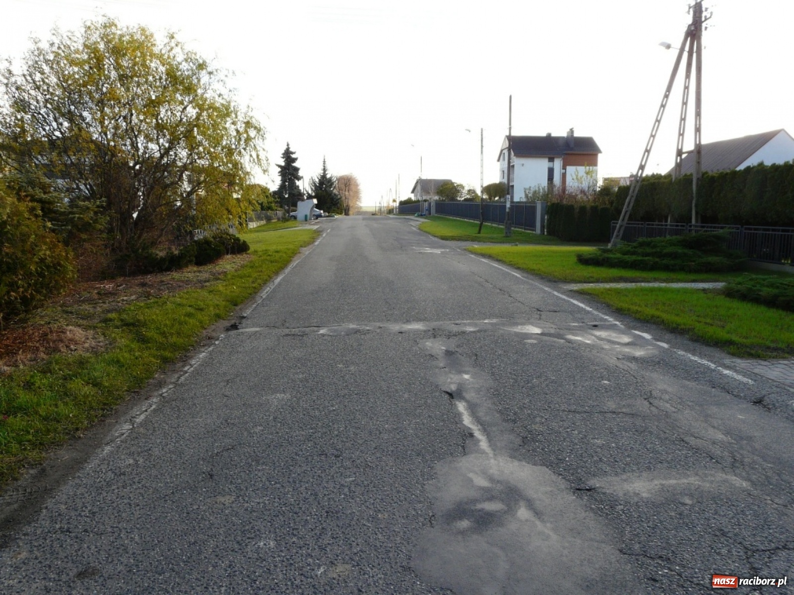 Zdjęcie w galerii na portalu naszraciborz.pl: Kolejne dofinansowania do przebudowy dróg powiatowych wiadomości z regionu