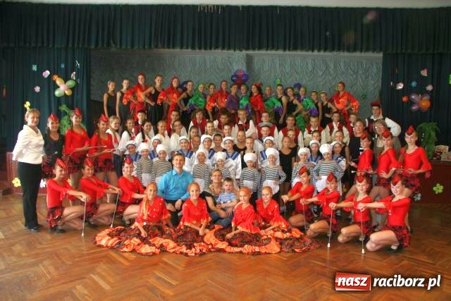 Zdjęcie w galerii na portalu naszraciborz.pl: Zatańczyli w Kijowie i Iwanofrankowsku wiadomości z regionu