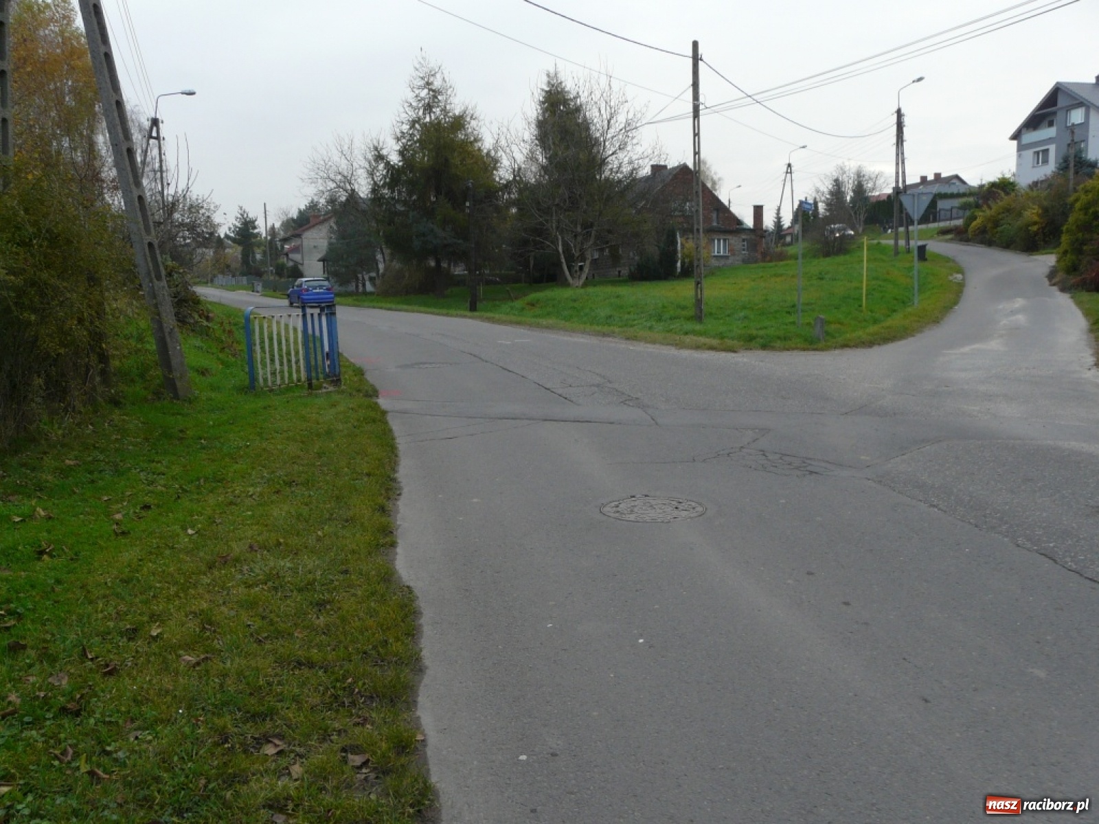 Zdjęcie w galerii na portalu naszraciborz.pl: Powiat nie zapomina o pieszych użytkownikach dróg wiadomości z regionu