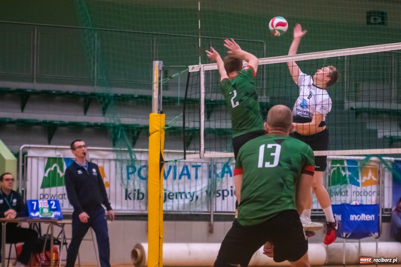 Zdjęcie w galerii na portalu naszraciborz.pl: Szybkie 3:0 i do domu. Kolejne zwycięstwo siatkarzy AZS Rafako [FOTO i WIDEO] wiadomości z regionu