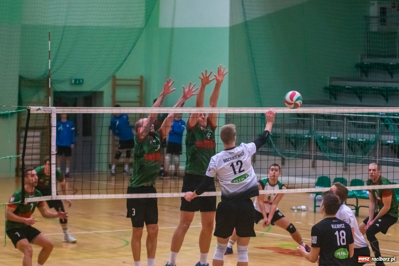 Zdjęcie w galerii na portalu naszraciborz.pl: Szybkie 3:0 i do domu. Kolejne zwycięstwo siatkarzy AZS Rafako [FOTO i WIDEO] wiadomości z regionu