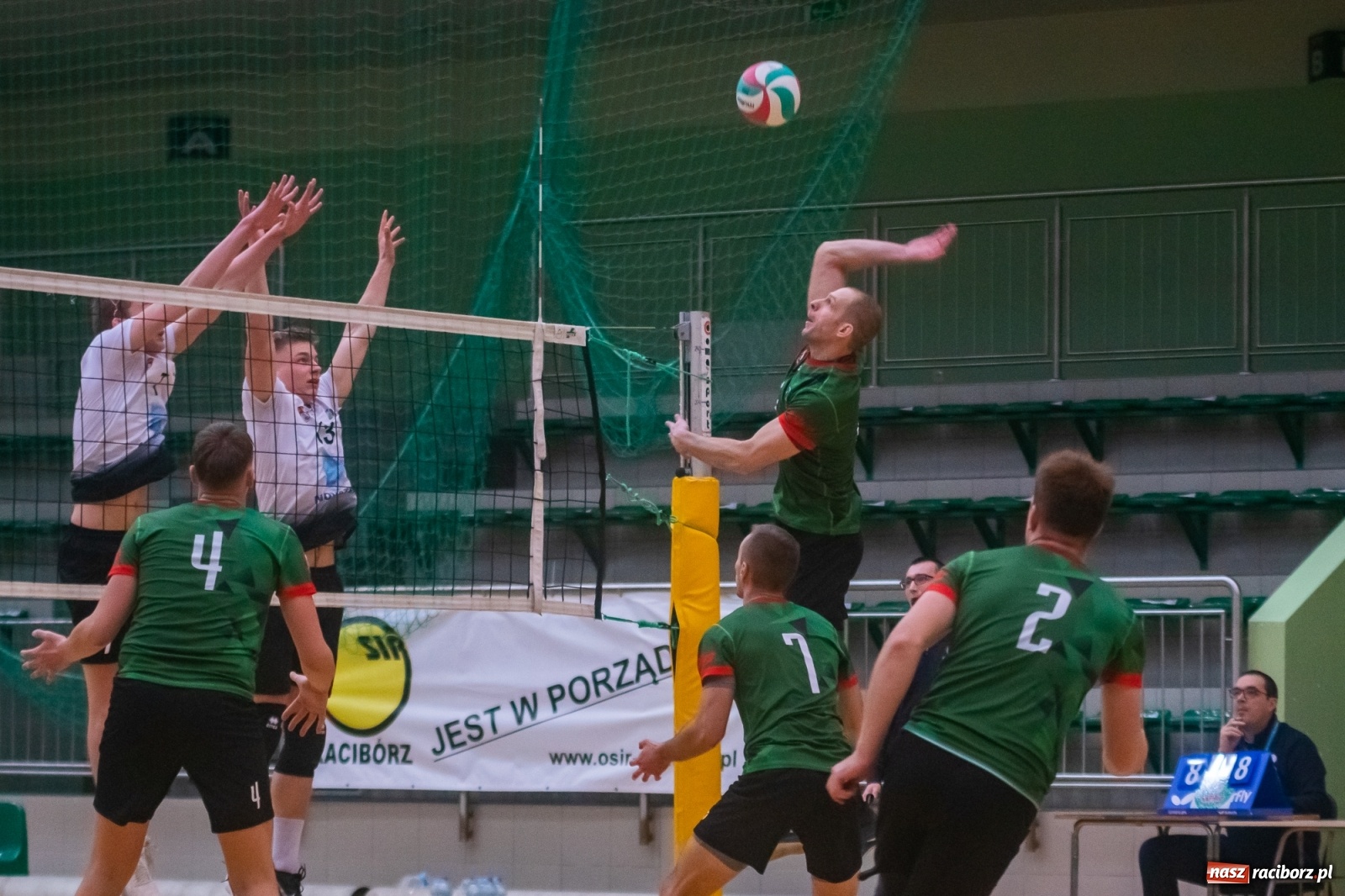 Zdjęcie w galerii na portalu naszraciborz.pl: Szybkie 3:0 i do domu. Kolejne zwycięstwo siatkarzy AZS Rafako [FOTO i WIDEO] wiadomości z regionu