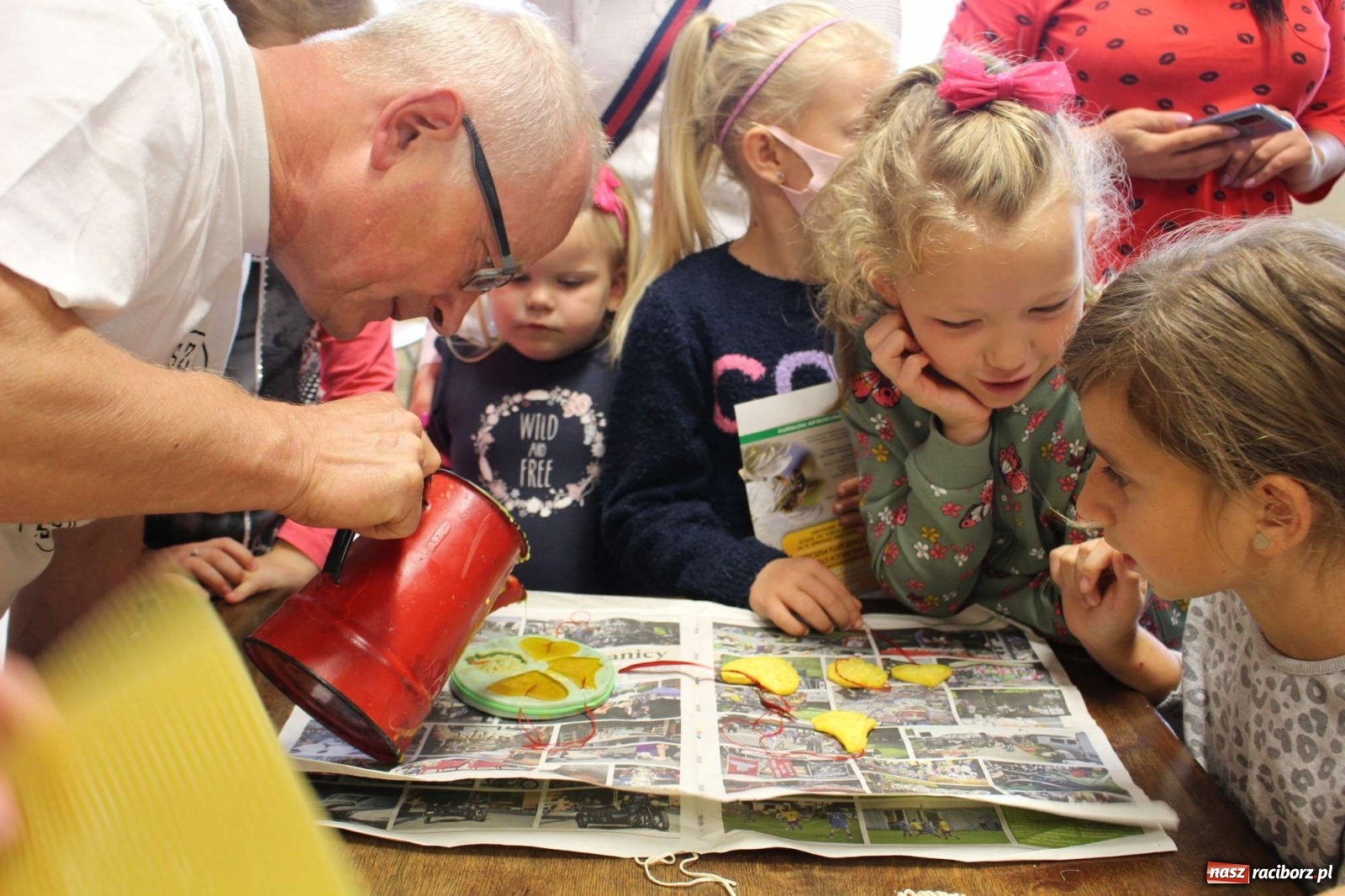 Zdjęcie w galerii na portalu naszraciborz.pl: W starej szkole w Ciechowicach powstaje izba pamięci  wiadomości z regionu