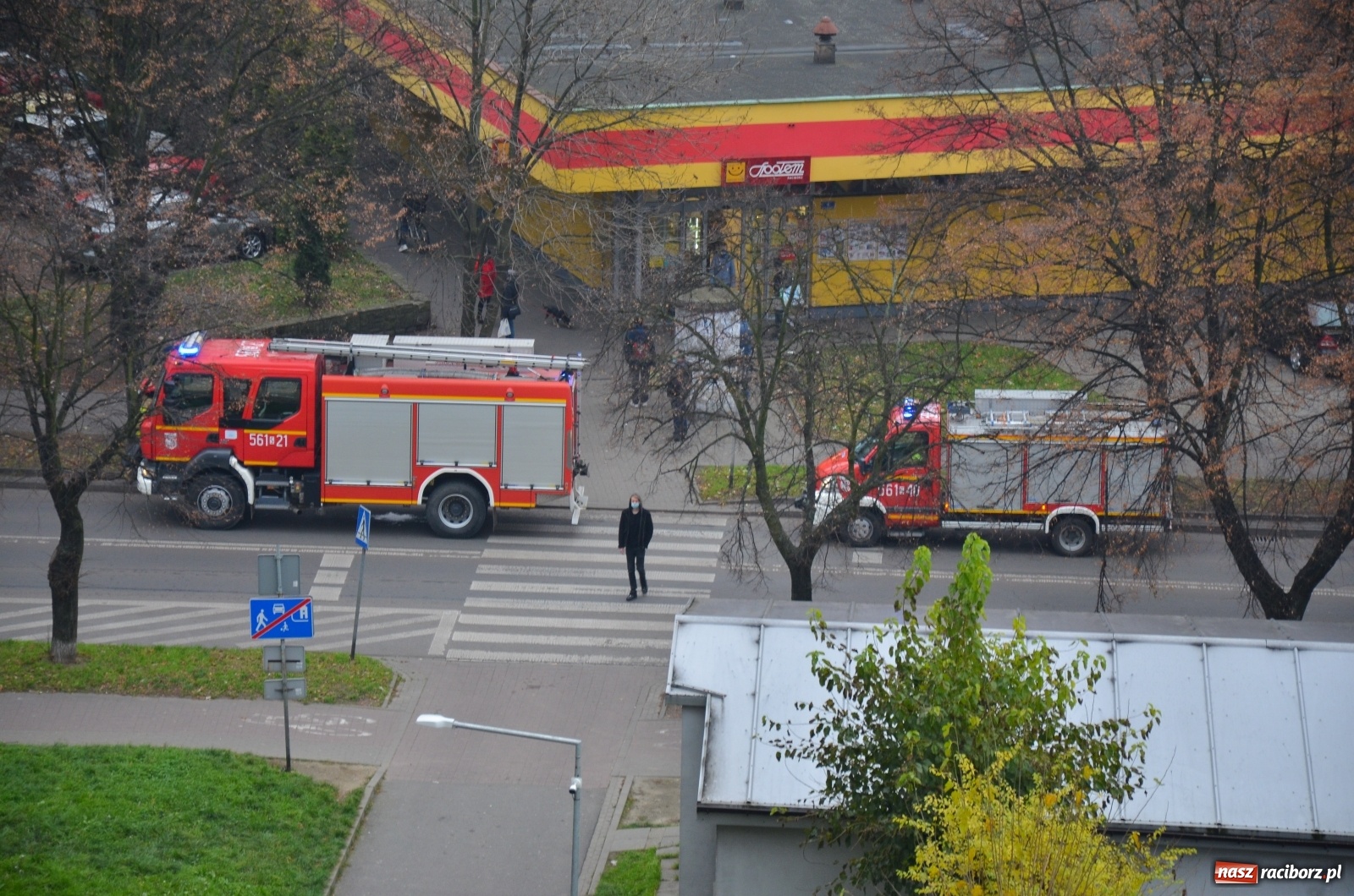 Zdjęcie w galerii na portalu naszraciborz.pl: Kolizje, pożary sadzy i zgon. Pracowity weekend raciborskich strażaków wiadomości z regionu