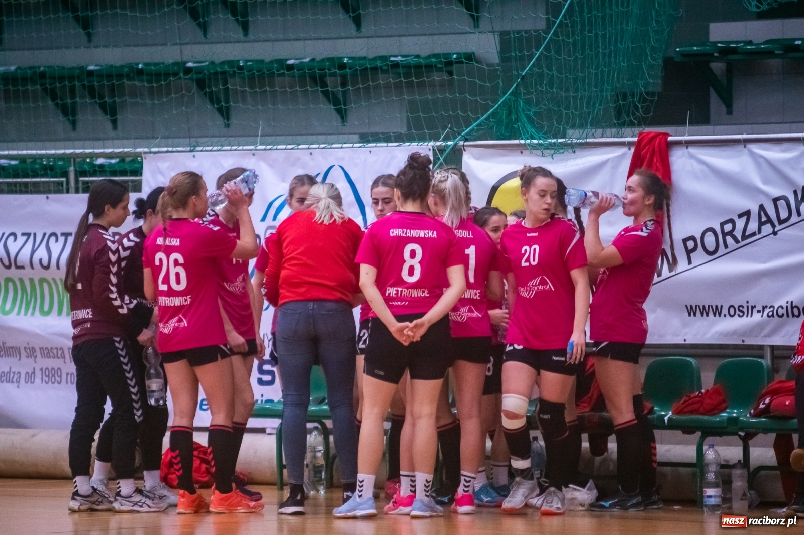 Zdjęcie w galerii na portalu naszraciborz.pl: Piłka ręczna. Kolejny horror z udziałem pietrowickiego Startu [FOTO i WIDEO] wiadomości z regionu