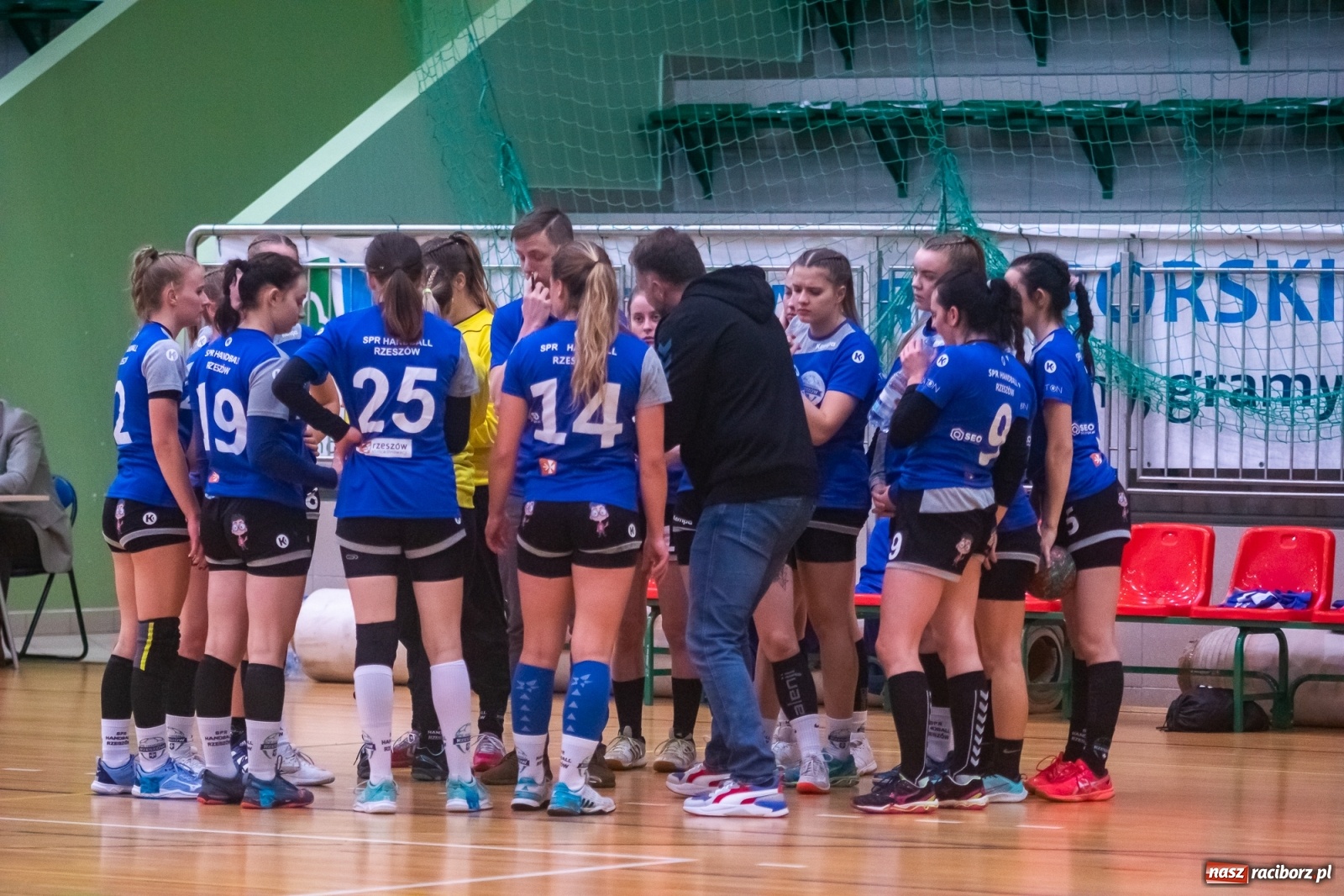 Zdjęcie w galerii na portalu naszraciborz.pl: Piłka ręczna. Kolejny horror z udziałem pietrowickiego Startu [FOTO i WIDEO] wiadomości z regionu