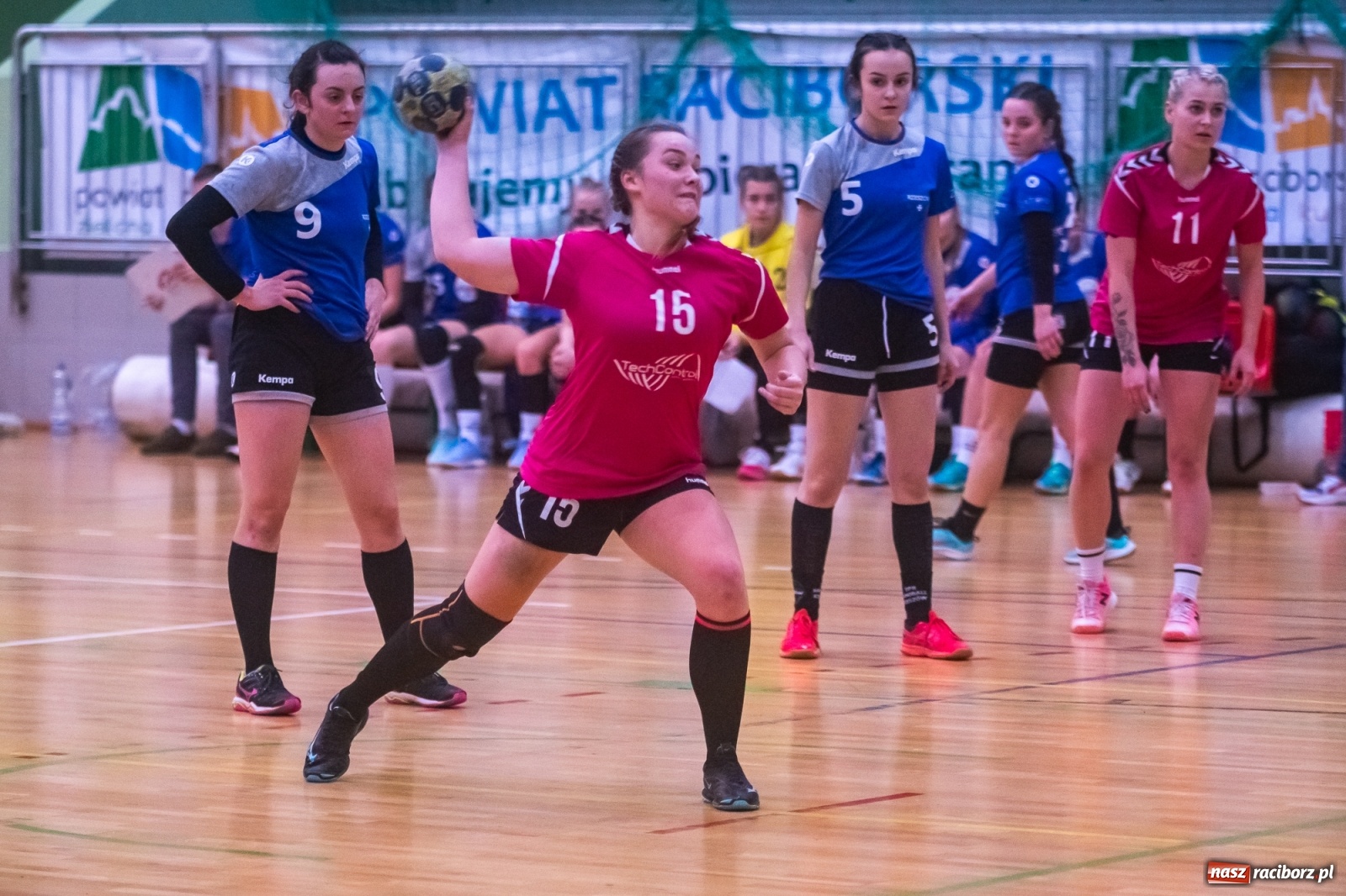 Zdjęcie w galerii na portalu naszraciborz.pl: Piłka ręczna. Kolejny horror z udziałem pietrowickiego Startu [FOTO i WIDEO] wiadomości z regionu