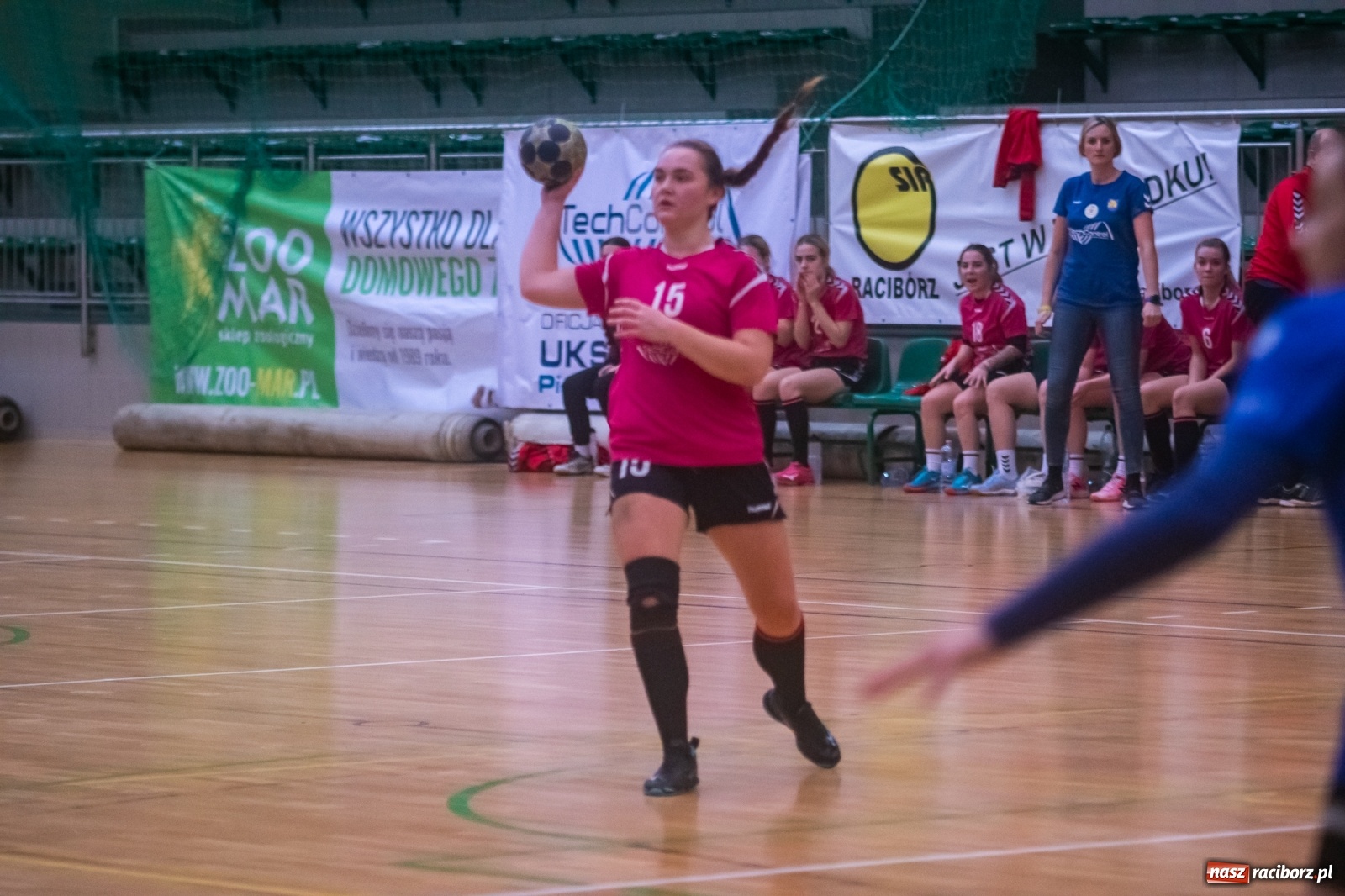 Zdjęcie w galerii na portalu naszraciborz.pl: Piłka ręczna. Kolejny horror z udziałem pietrowickiego Startu [FOTO i WIDEO] wiadomości z regionu
