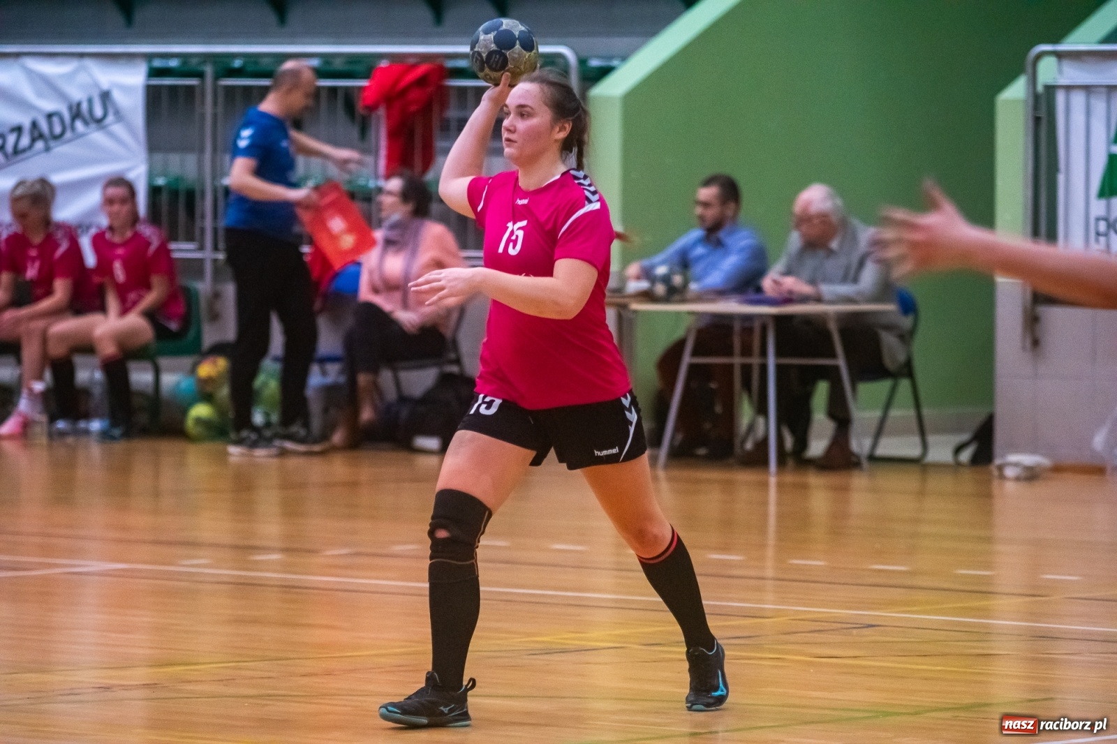 Zdjęcie w galerii na portalu naszraciborz.pl: Piłka ręczna. Kolejny horror z udziałem pietrowickiego Startu [FOTO i WIDEO] wiadomości z regionu