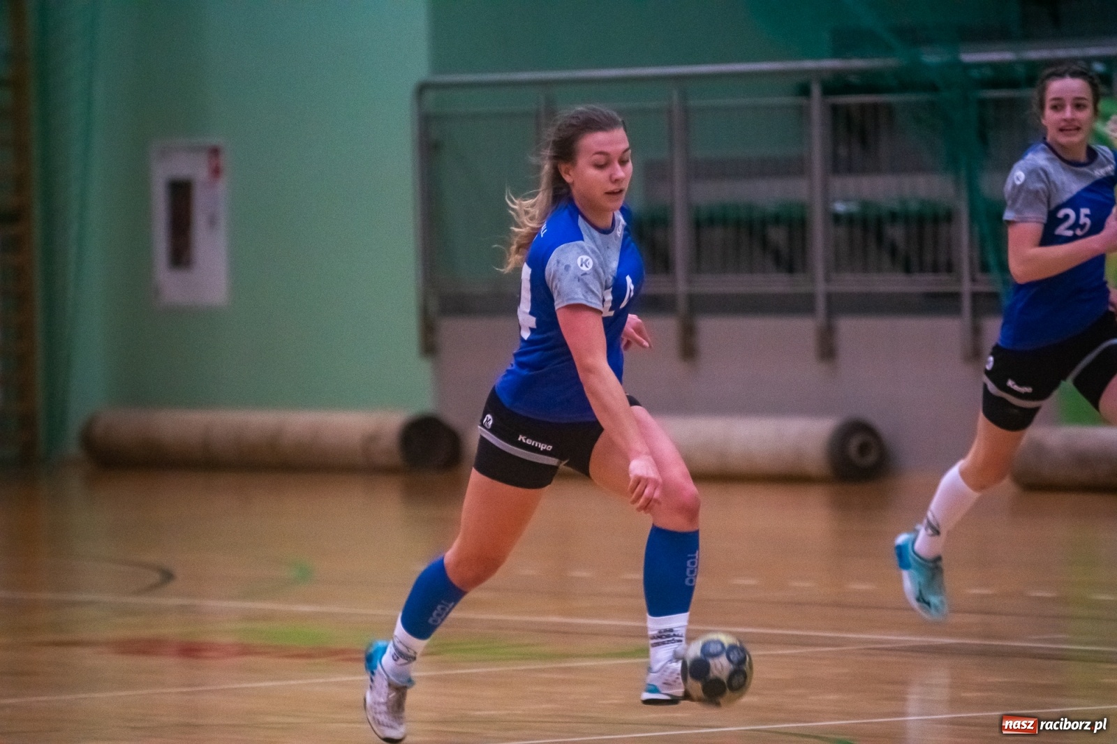 Zdjęcie w galerii na portalu naszraciborz.pl: Piłka ręczna. Kolejny horror z udziałem pietrowickiego Startu [FOTO i WIDEO] wiadomości z regionu