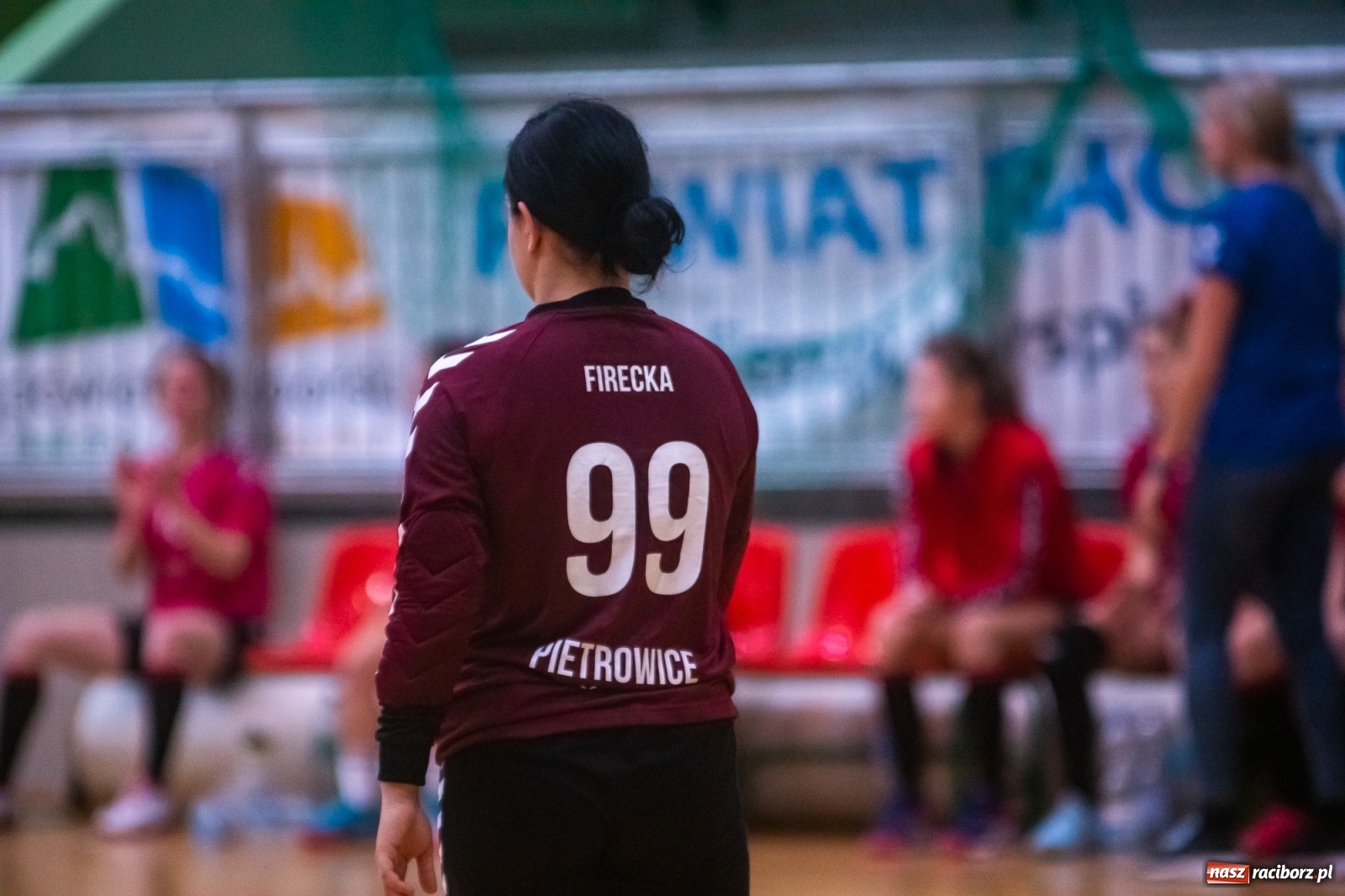 Zdjęcie w galerii na portalu naszraciborz.pl: Piłka ręczna. Kolejny horror z udziałem pietrowickiego Startu [FOTO i WIDEO] wiadomości z regionu