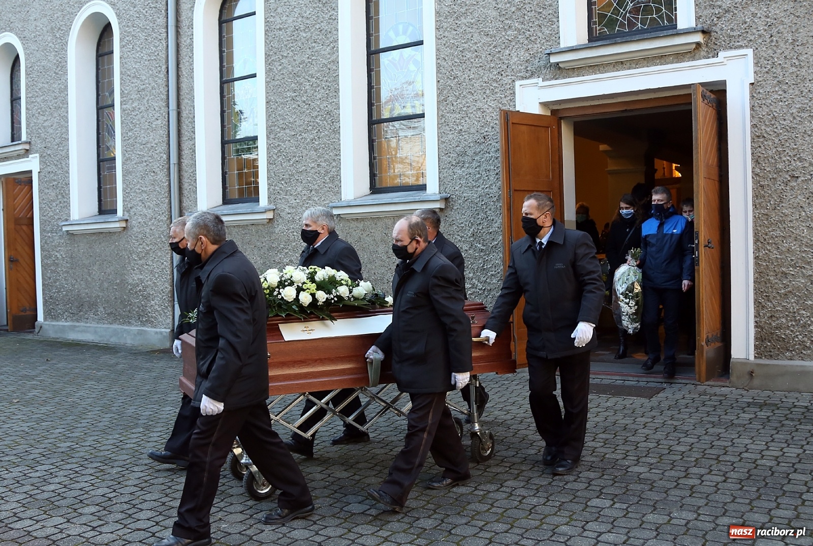 Zdjęcie w galerii na portalu naszraciborz.pl: Na Płoni pożegnano o. Kapistrana Eberharda Martzalla [FOTO] wiadomości z regionu