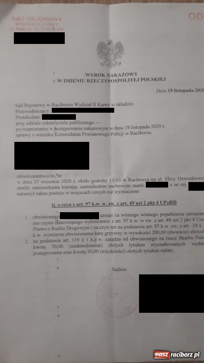 Zdjęcie w galerii na portalu naszraciborz.pl: Interwencja na Orzeszkowej. Nie wszyscy dostali mandat. Rzecznik policji wyjaśnia wiadomości z regionu