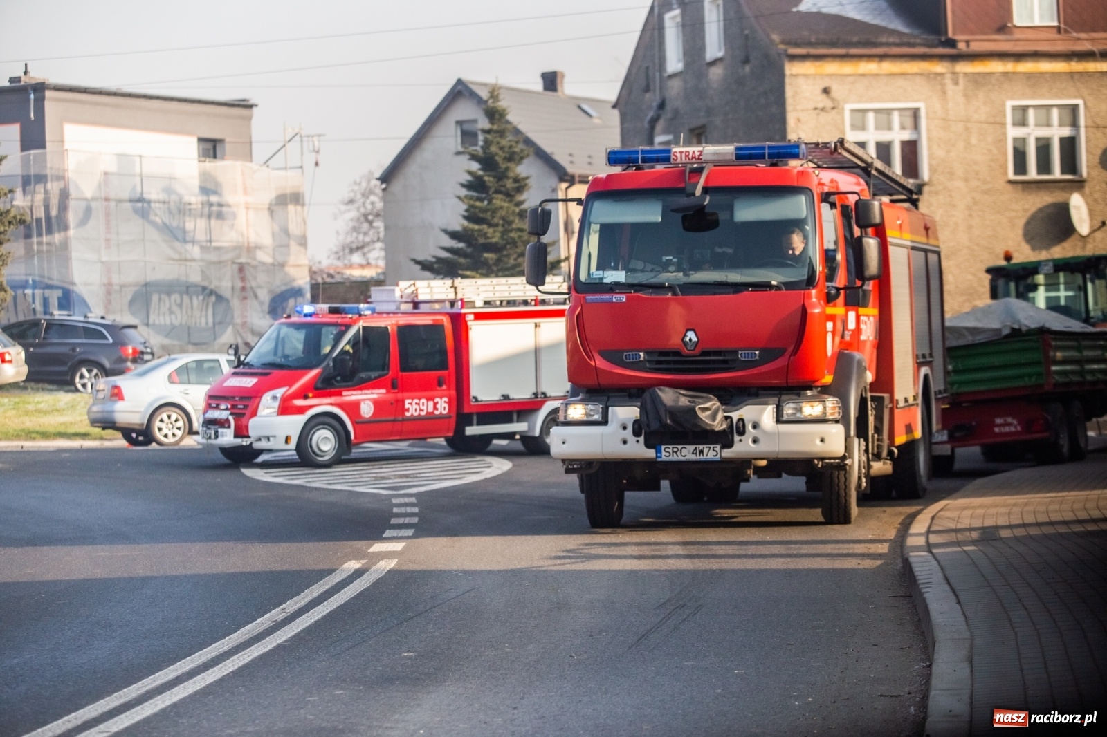 Zdjęcie w galerii na portalu naszraciborz.pl: Korczaka-Hulczyńska. Kierowca ciągnika ukarany mandatem wiadomości z regionu