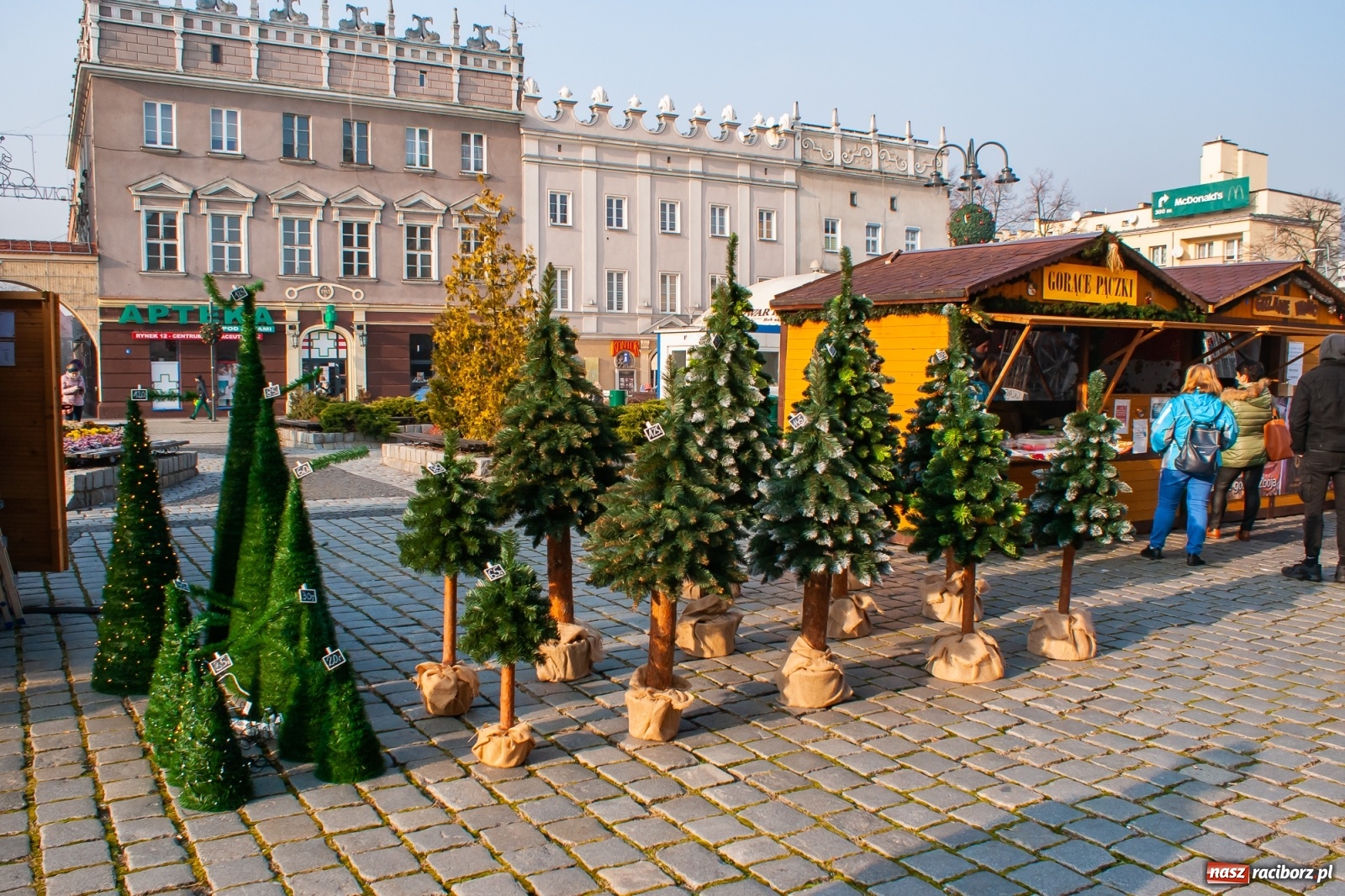 Zdjęcie w galerii na portalu naszraciborz.pl: Z wizytą na raciborskim jarmarku bożonarodzeniowym [FOTO] wiadomości z regionu
