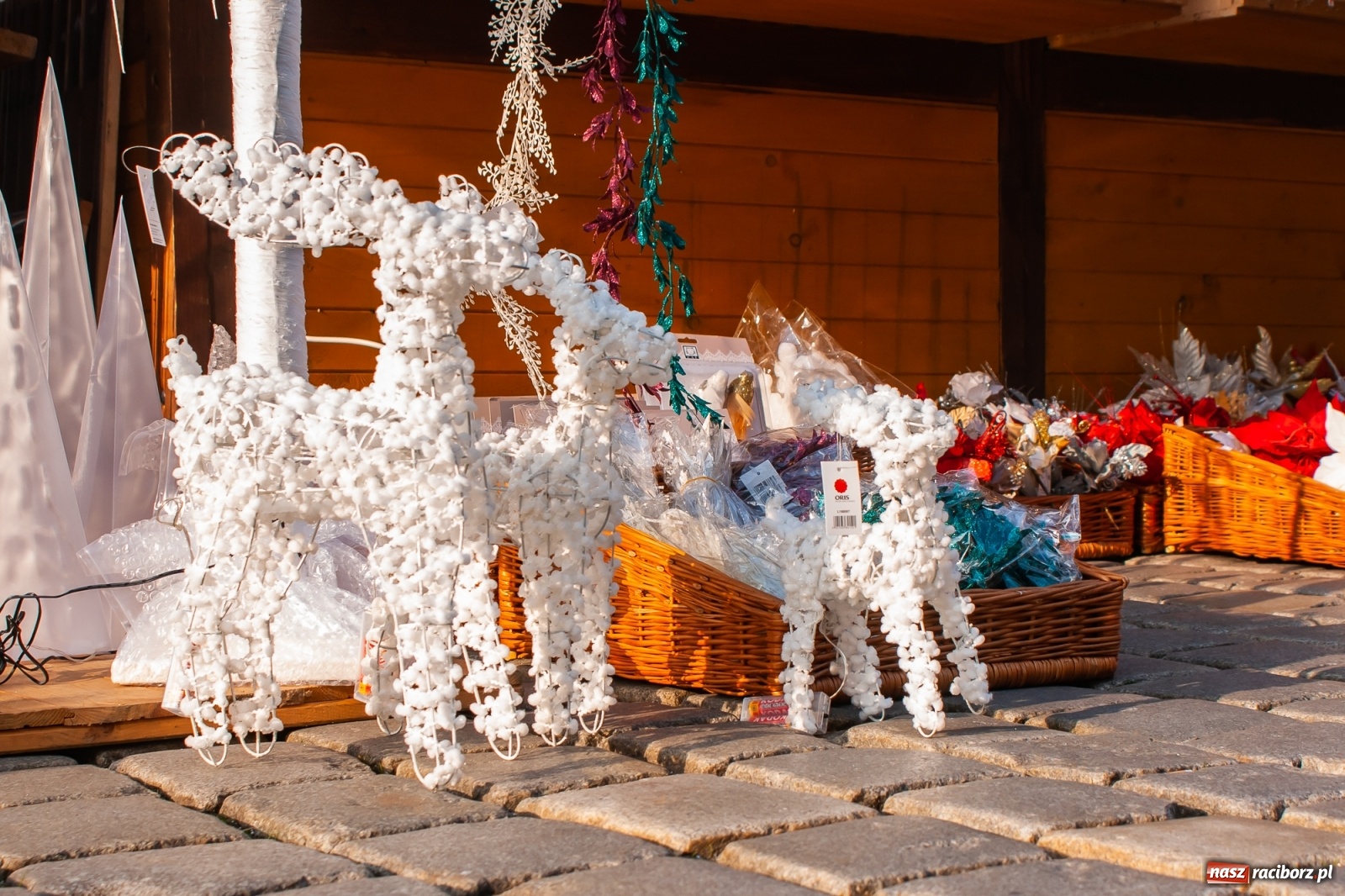 Zdjęcie w galerii na portalu naszraciborz.pl: Z wizytą na raciborskim jarmarku bożonarodzeniowym [FOTO] wiadomości z regionu
