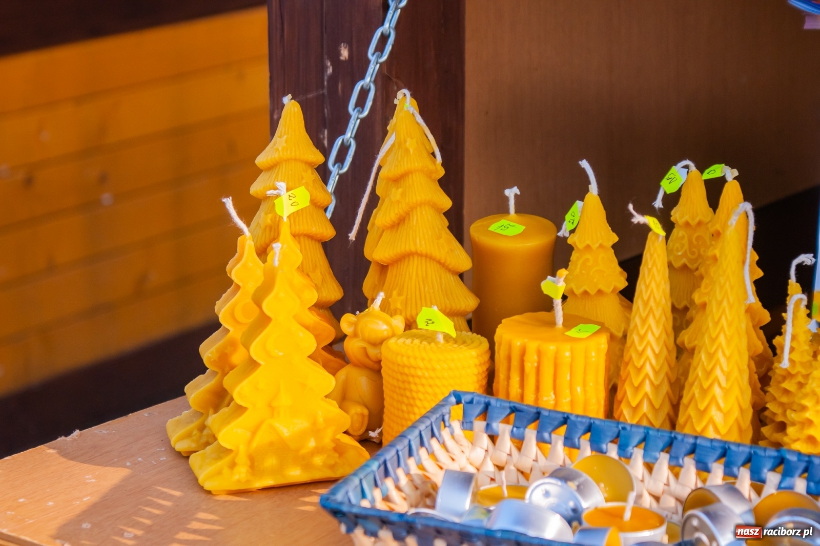 Zdjęcie w galerii na portalu naszraciborz.pl: Z wizytą na raciborskim jarmarku bożonarodzeniowym [FOTO] wiadomości z regionu