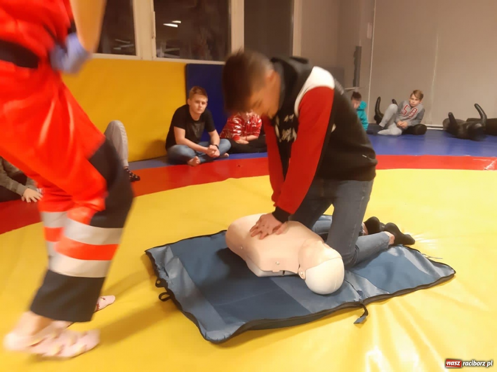 Zdjęcie w galerii na portalu naszraciborz.pl: Zajęcia profilaktyczne dla dzieci w Klubie Łamator wiadomości z regionu