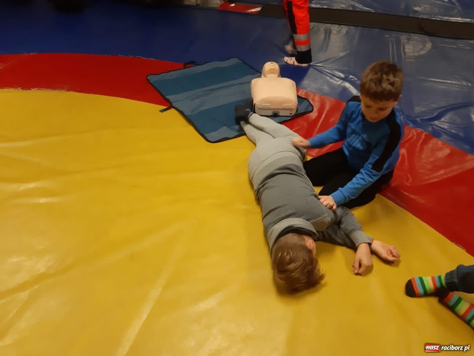 Zdjęcie w galerii na portalu naszraciborz.pl: Zajęcia profilaktyczne dla dzieci w Klubie Łamator wiadomości z regionu