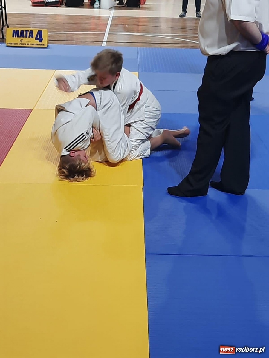 Zdjęcie w galerii na portalu naszraciborz.pl: Worek medali Łamatorów na Mistrzostwach Śląska w Ju Jitsu wiadomości z regionu