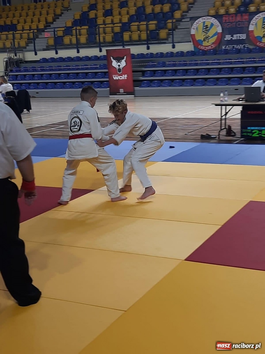 Zdjęcie w galerii na portalu naszraciborz.pl: Worek medali Łamatorów na Mistrzostwach Śląska w Ju Jitsu wiadomości z regionu