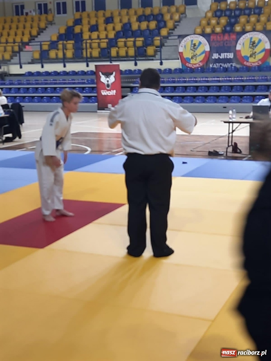 Zdjęcie w galerii na portalu naszraciborz.pl: Worek medali Łamatorów na Mistrzostwach Śląska w Ju Jitsu wiadomości z regionu